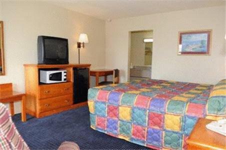 Mid-Town Inn Кларксвилл Номер фото