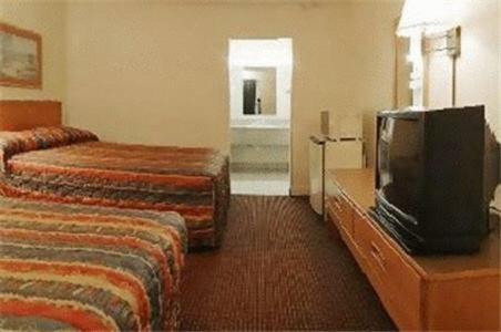 Mid-Town Inn Кларксвилл Номер фото